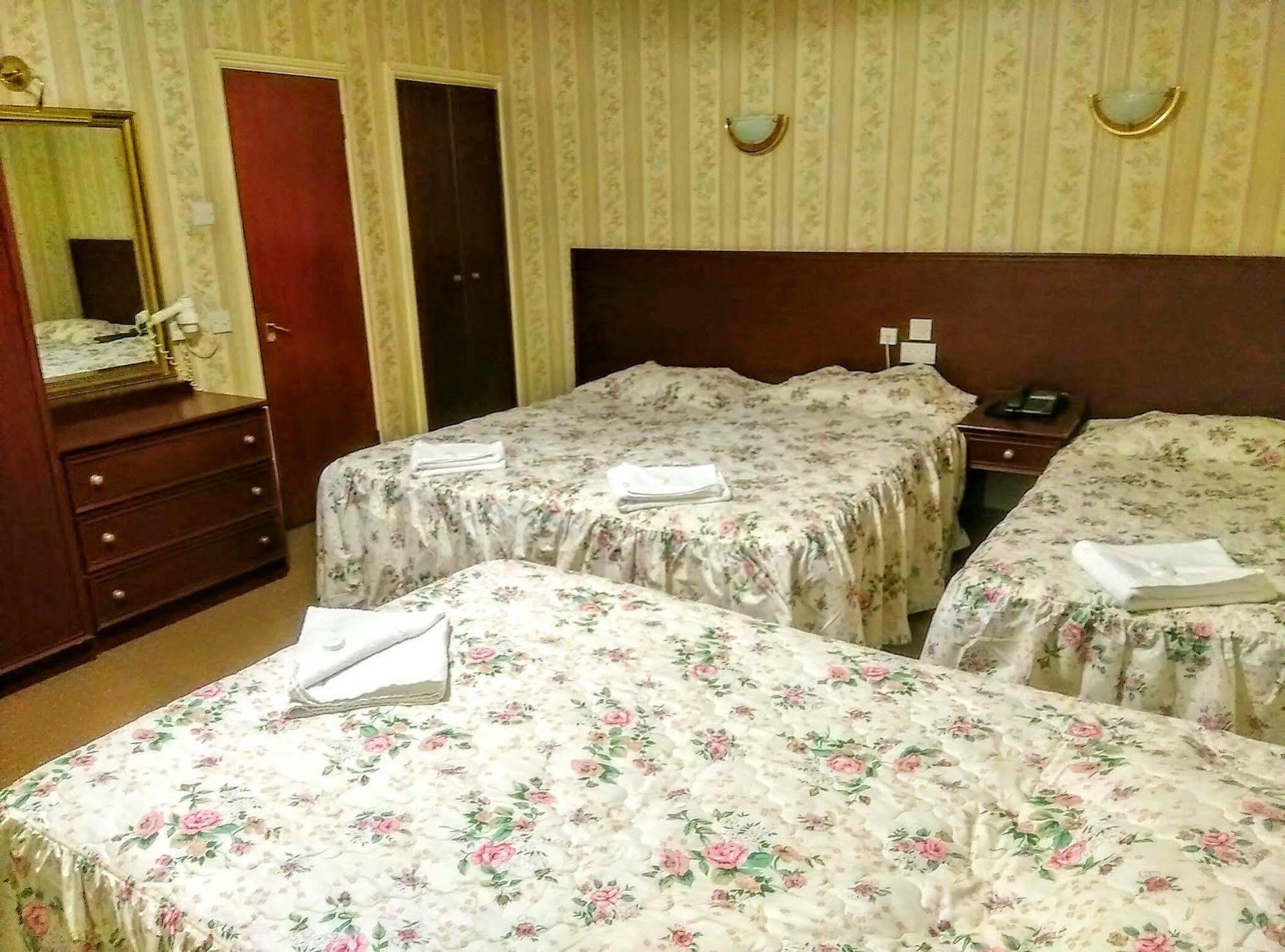 Mandalay Picton House Hotel Лондон Екстериор снимка
